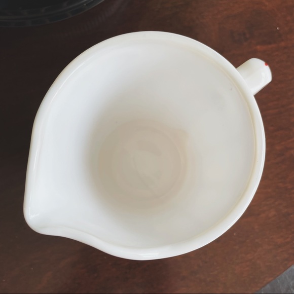 VTG Hazel Atlas Milkglass pitcher - Picture 5 of 5